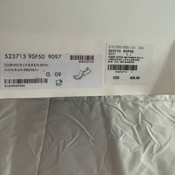 Gucci - Picture 2 of 3